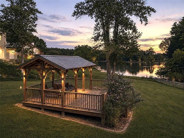27 Twinbrook Drive, Blairsville, GA 30512
