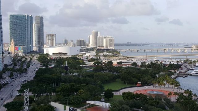 335 S Biscayne Blvd 2202, Miami, FL 33131