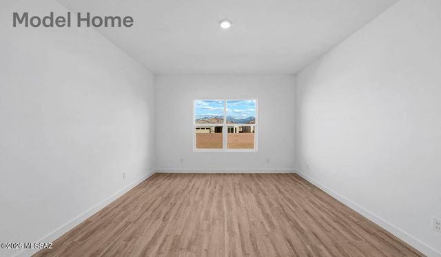 848 N Tombaugh Lane, Green Valley, AZ 85614