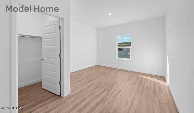 848 N Tombaugh Lane, Green Valley, AZ 85614