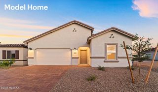 848 N Tombaugh Lane, Green Valley, AZ 85614