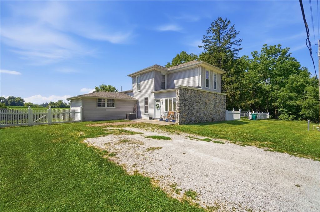 8871 W National Road, Bethel Twp, OH 45344