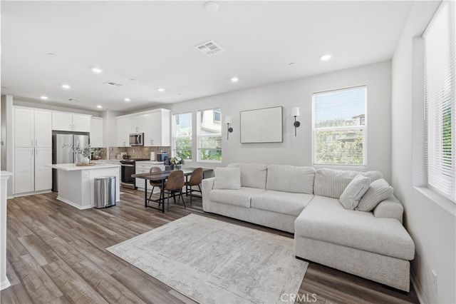 1329 Nimbus, Pomona, CA 91768