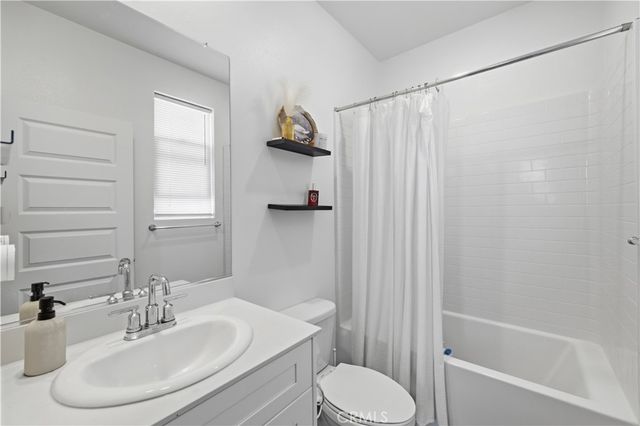 1329 Nimbus, Pomona, CA 91768