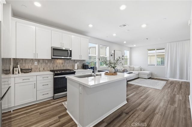1329 Nimbus, Pomona, CA 91768
