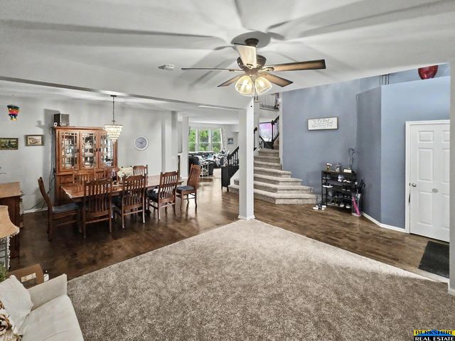 2340 Sand Hills Drive, Papillion, NE 68046