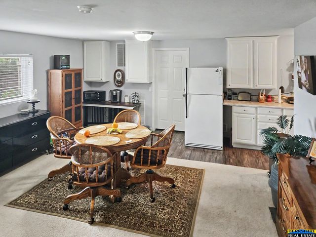 2340 Sand Hills Drive, Papillion, NE 68046