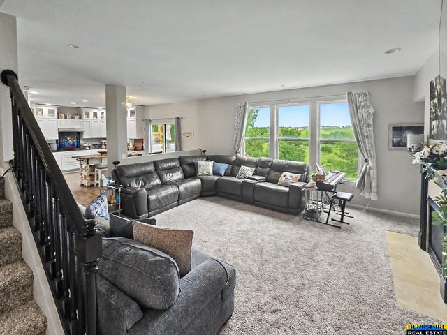 2340 Sand Hills Drive, Papillion, NE 68046