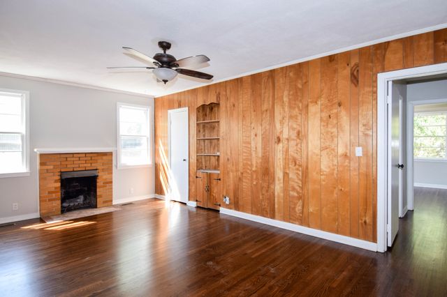 801 Hart St, Gallatin, TN 37066