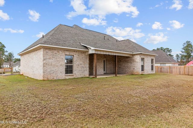 213 Lake Crest Drive, Madison, MS 39110