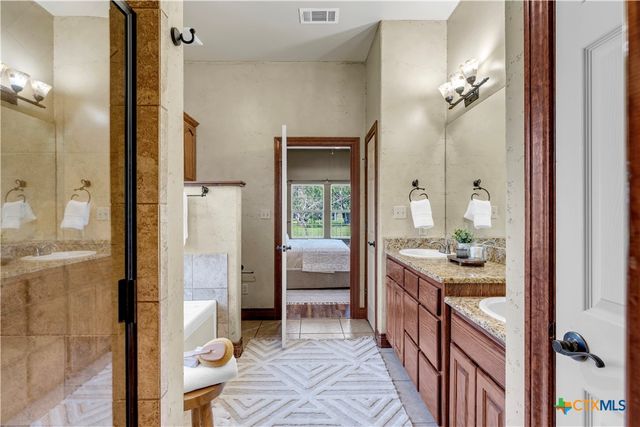 120 Zurita Trail, Marble Falls, TX 78654