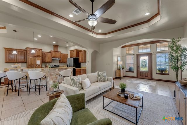 120 Zurita Trail, Marble Falls, TX 78654