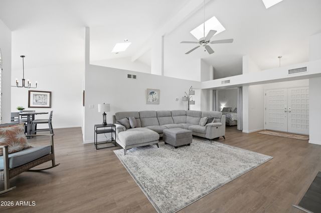 6315 E KELTON Lane, Scottsdale, AZ 85254