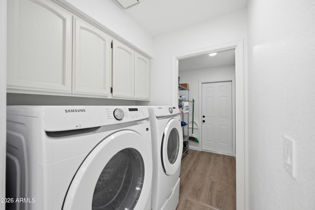 6315 E KELTON Lane, Scottsdale, AZ 85254