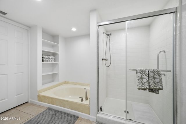 6315 E KELTON Lane, Scottsdale, AZ 85254