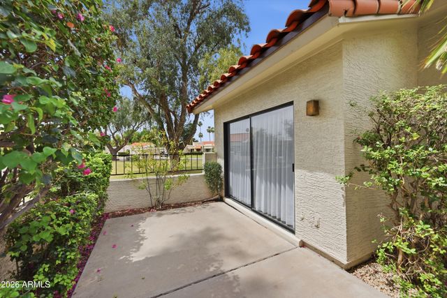 6315 E KELTON Lane, Scottsdale, AZ 85254