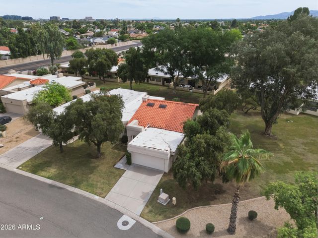 6315 E KELTON Lane, Scottsdale, AZ 85254