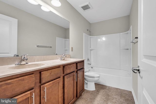 41 ROWAND WAY E, Clementon, NJ 08021