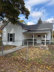 20 Center Street, New Holland, OH 43145