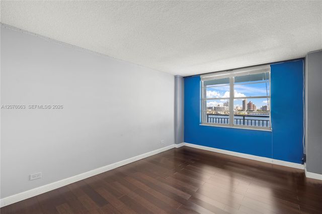 301 174th Street 901, Sunny Isles Beach, FL 33160
