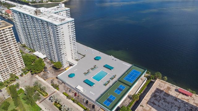 301 174th Street 901, Sunny Isles Beach, FL 33160
