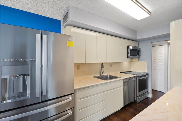 301 174th Street 901, Sunny Isles Beach, FL 33160