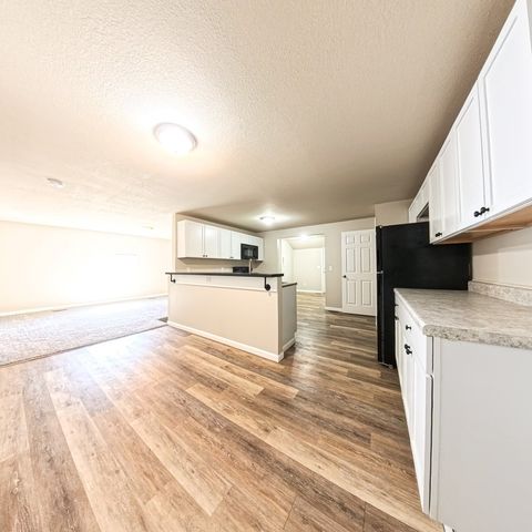 212 N Main Street, Madrid, IA 50156