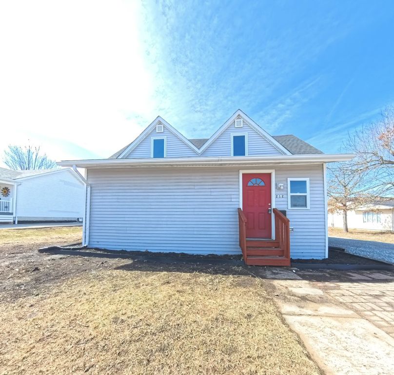 212 N Main Street, Madrid, IA 50156