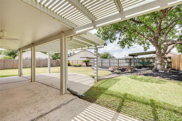 4407 Santee Drive, Baytown, TX 77521