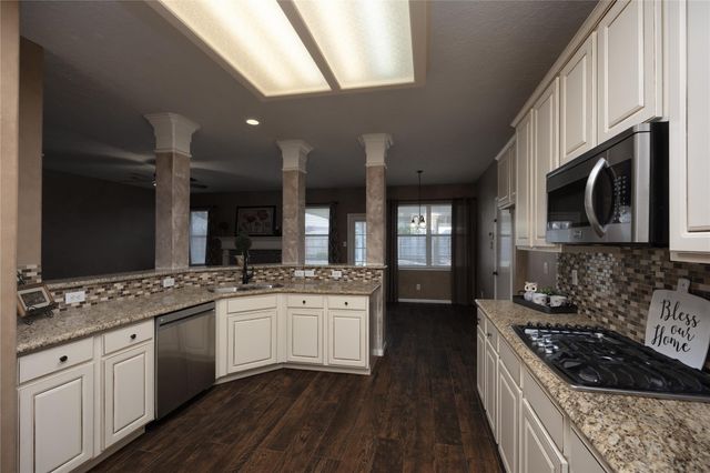 4407 Santee Drive, Baytown, TX 77521