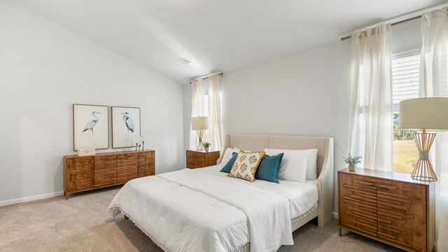 924 Long Bluff Road, Summerville, SC 29486