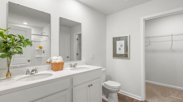 924 Long Bluff Road, Summerville, SC 29486