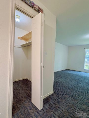 5931 Admiral Doyle Rd, Pensacola, FL 32506