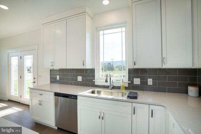 178 APPLE VIEW DR, State College, PA 16801