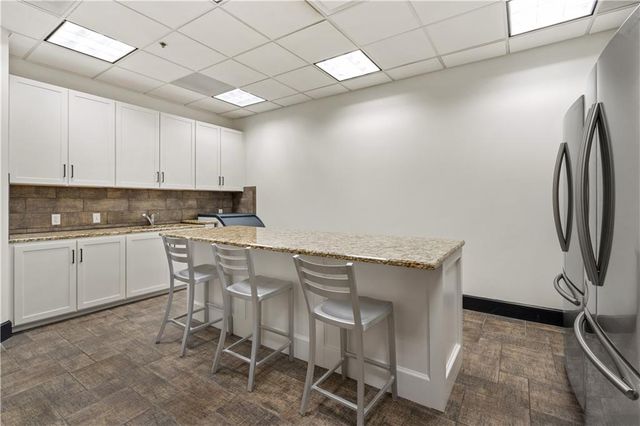 1101 Walnut Street 1901, Kansas City, MO 64106