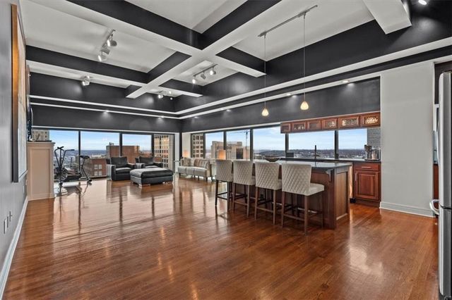 1101 Walnut Street 1901, Kansas City, MO 64106