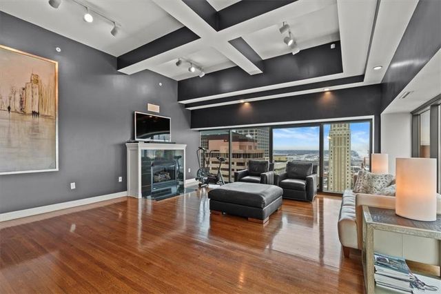 1101 Walnut Street 1901, Kansas City, MO 64106