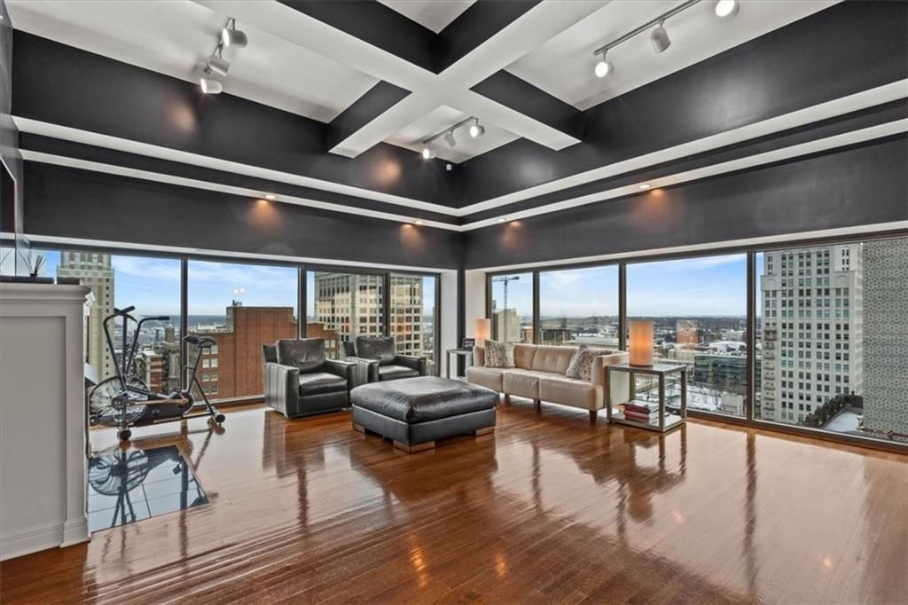 1101 Walnut Street 1901, Kansas City, MO 64106