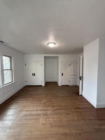 7842 Pershing BOULEVARD, Kenosha, WI 53142