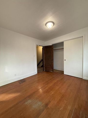 7842 Pershing BOULEVARD, Kenosha, WI 53142