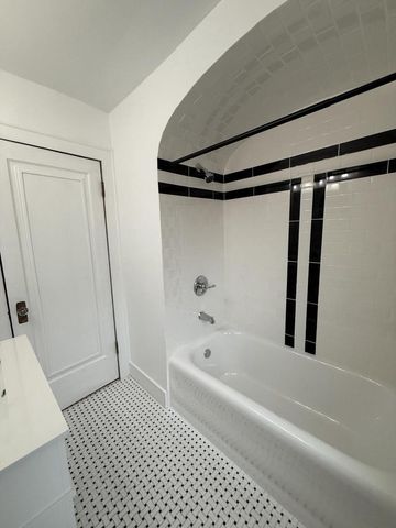 7842 Pershing BOULEVARD, Kenosha, WI 53142