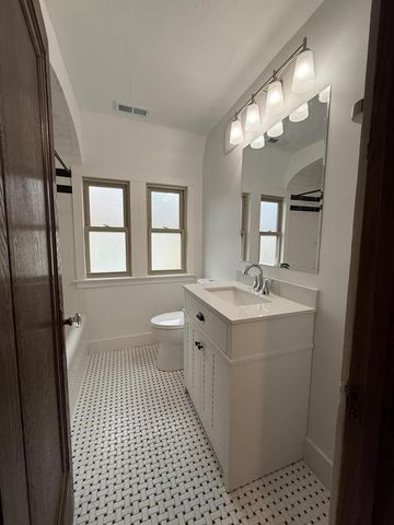 7842 Pershing BOULEVARD, Kenosha, WI 53142