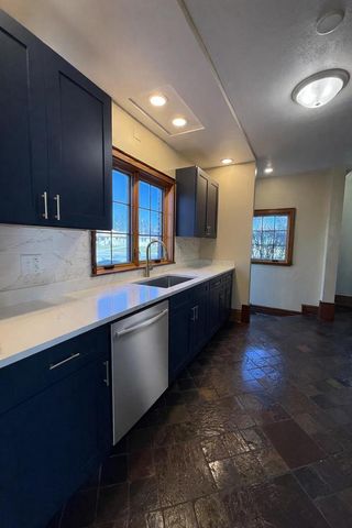 7842 Pershing BOULEVARD, Kenosha, WI 53142