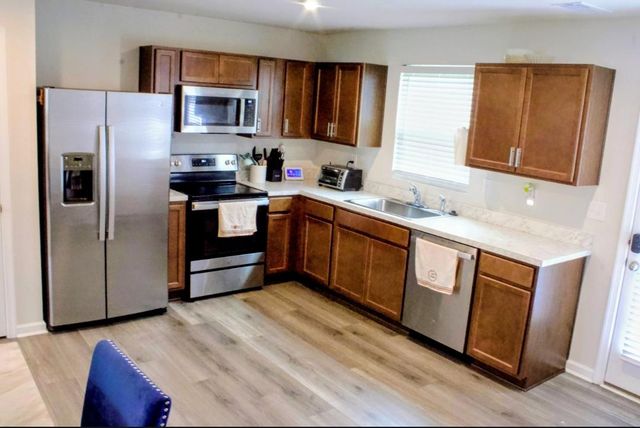 46 MUDSTONE RD, Dover, DE 19904