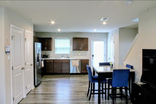 46 MUDSTONE RD, Dover, DE 19904