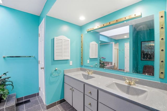 1787 Gloucester Drive, Fairfield, OH 45014