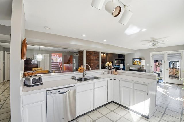 1787 Gloucester Drive, Fairfield, OH 45014