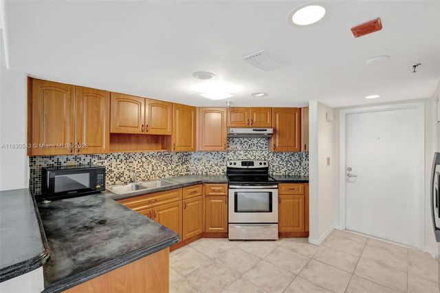 2400 SW 3rd Ave 506, Miami, FL 33129