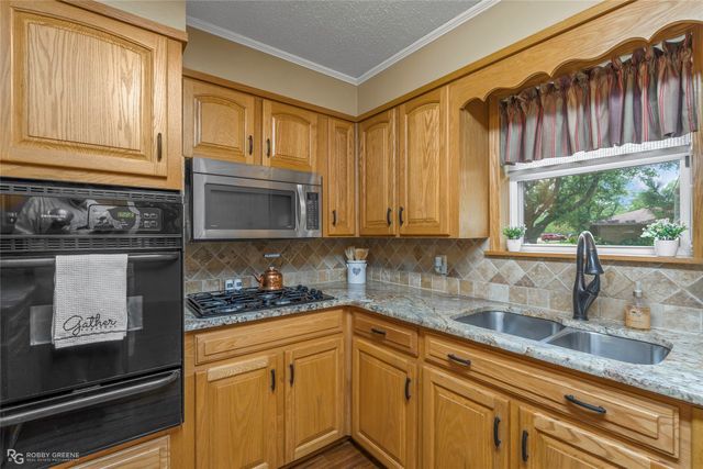1810 Pluto Drive, Bossier City, LA 71112
