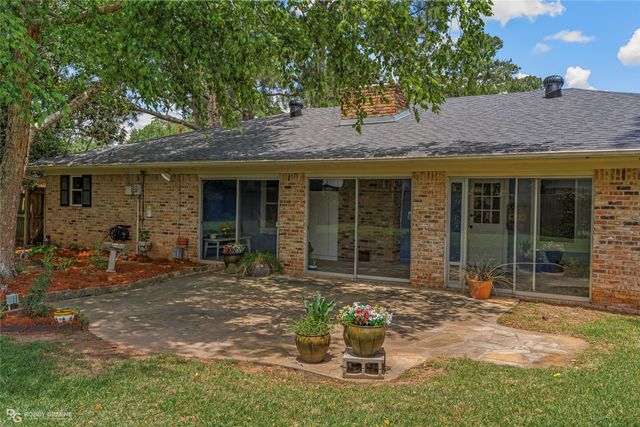 1810 Pluto Drive, Bossier City, LA 71112